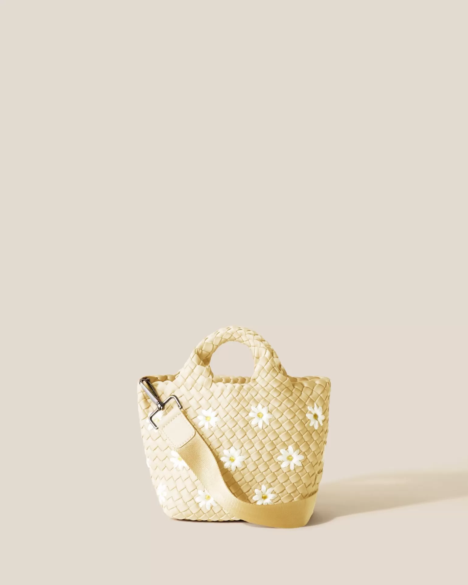 Totes<NAGHEDI St. Barths Petit Tote Daisy Blossom