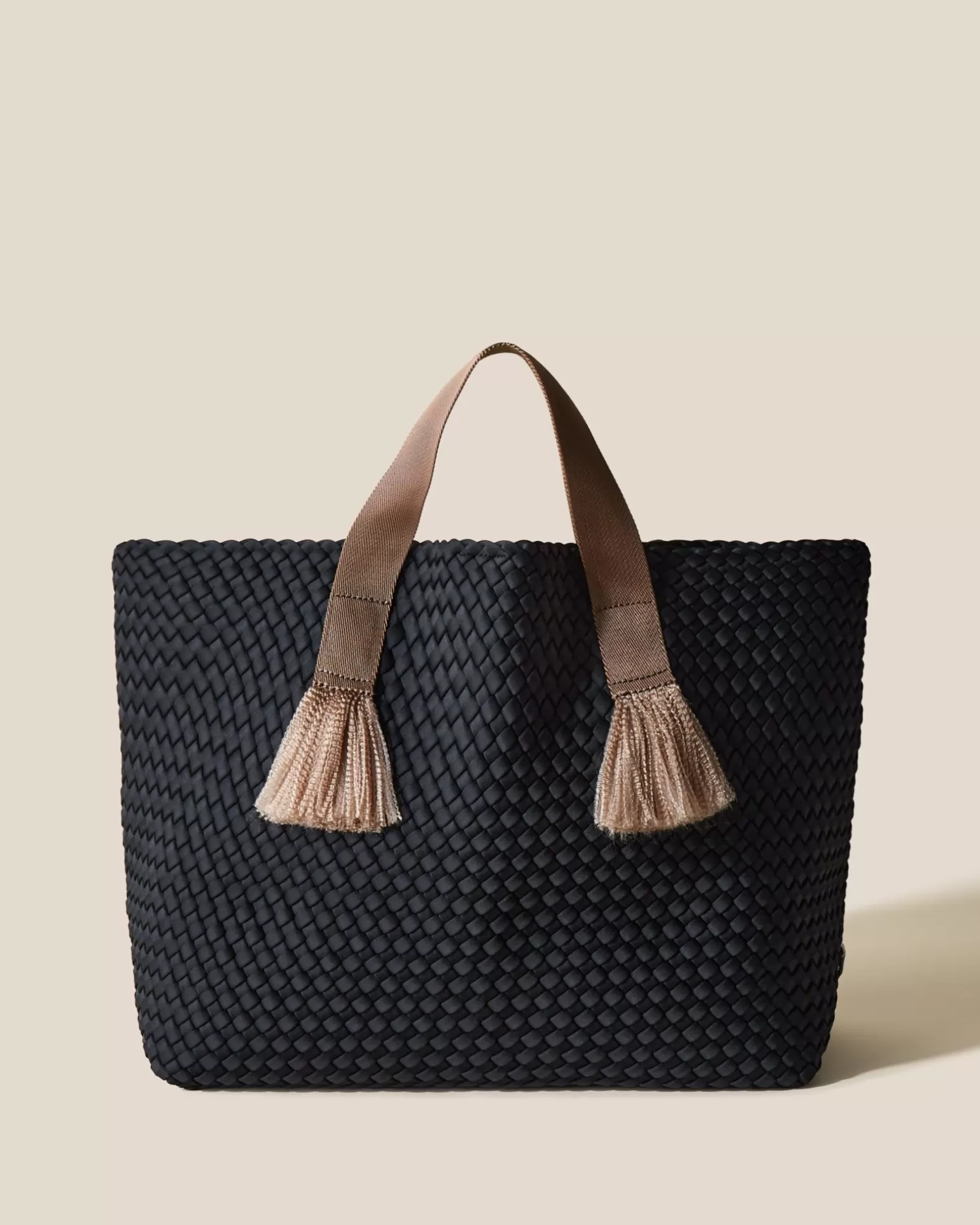 Totes<NAGHEDI Tulum Large Tote Umbra